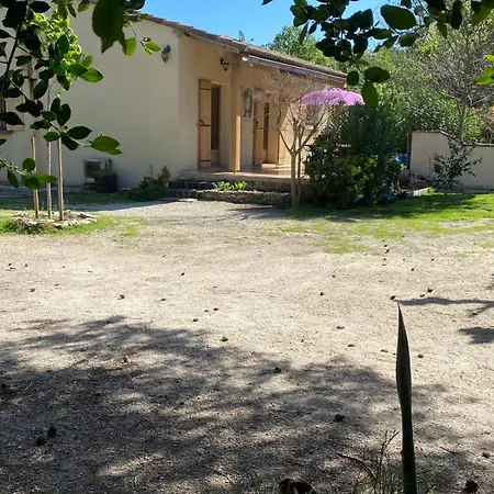 Sun Flower House Collias